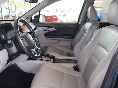 Used 2022 Honda Pilot Elite image 16