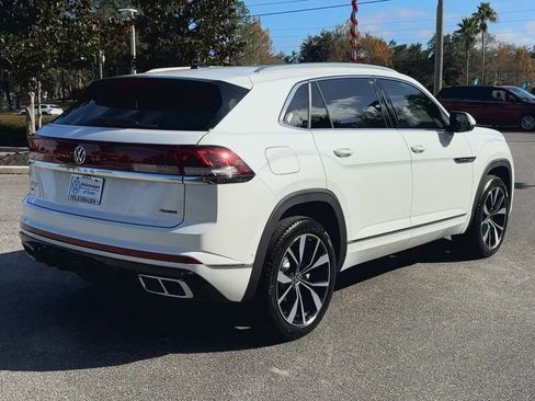 New 2026 Volkswagen Atlas Cross Sport SEL Premium R-Line image 8