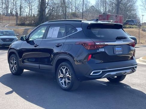 Used 2023 Kia Seltos EX image 5