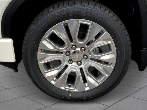 Used 2021 GMC Sierra 1500 Denali w/ Denali Premium Package image 11