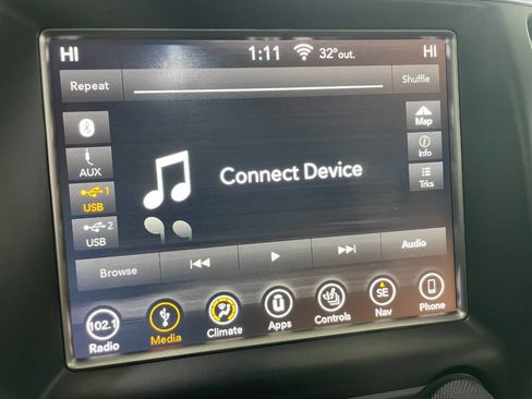 Used 2018 Jeep Grand Cherokee Limited w/ Trailer Tow Group IV image 37