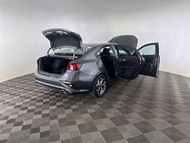 Certified 2021 Kia Forte LXS FWD image 16