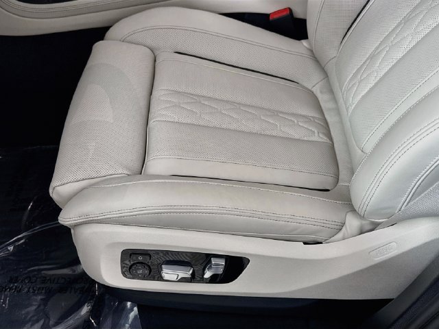 New 2027 BMW X7 xDrive40i AWD/4WD image 19