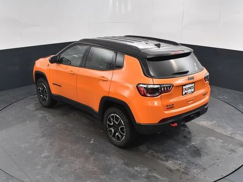 New 2026 Jeep Compass Trailhawk w/ Trailer Tow Group AWD/4WD image 39