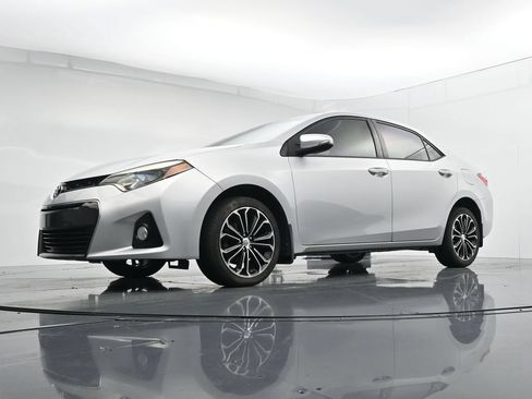 Used 2016 Toyota Corolla S FWD image 31