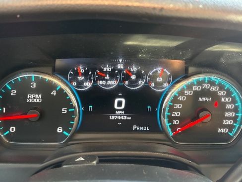 Used 2020 Chevrolet Suburban Premier image 13