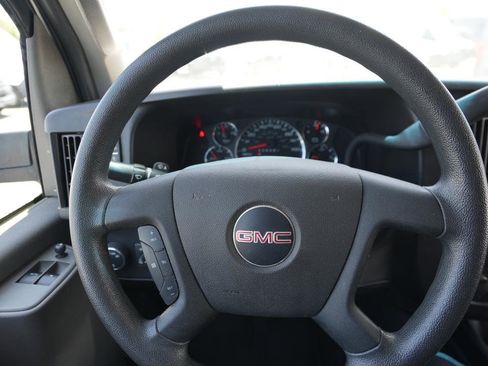 Used 2021 GMC Savana 2500 w/ Driver Convenience Package RWD image 12