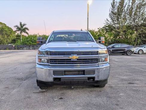 Used 2018 Chevrolet Silverado 2500 W/T w/ WT Convenience Package RWD image 12
