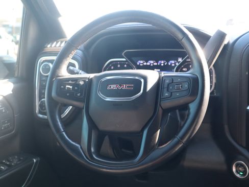 Used 2022 GMC Sierra 2500 AT4 w/ AT4 Premium Plus Package image 15