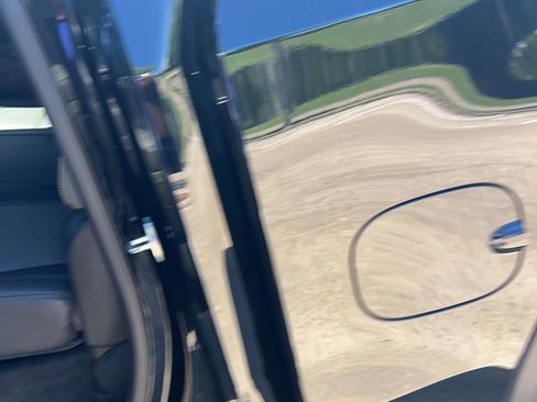 Used 2023 Chevrolet Silverado 1500 ZR2 w/ Technology Package image 11