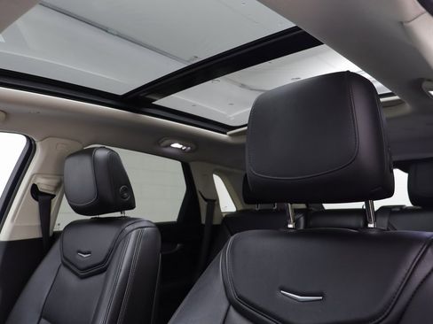 Used 2017 Cadillac XT5 Luxury w/ Driver Awareness Package image 14