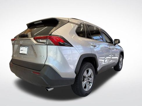 Used 2025 Toyota RAV4 XLE FWD image 14