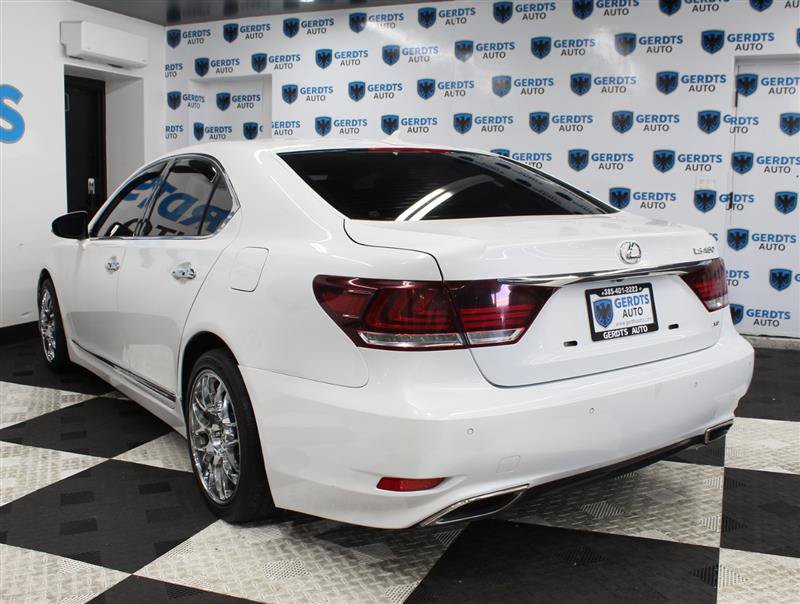 Used 2013 Lexus LS 460 AWD w/ Comfort Pkg image 2
