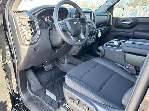 New 2026 Chevrolet Silverado 1500 Custom image 10