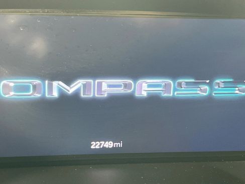 Used 2022 Jeep Compass High Altitude image 12