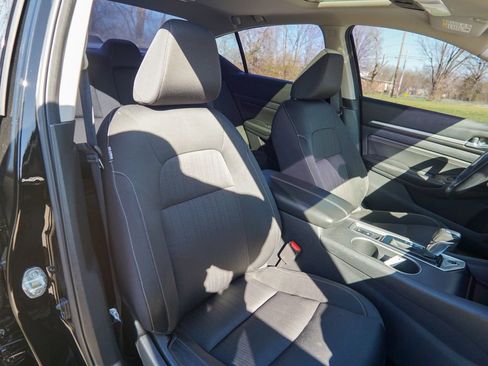 Used 2019 Nissan Altima 2.5 SV image 25