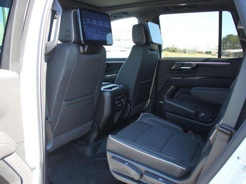 New 2026 Chevrolet Tahoe Premier image 7