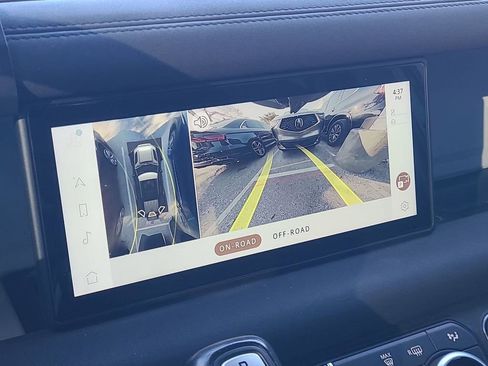 Used 2022 Land Rover Defender 110 image 26