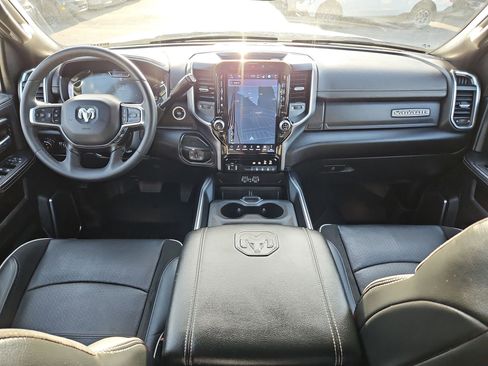 Used 2025 RAM 2500 Laramie image 30
