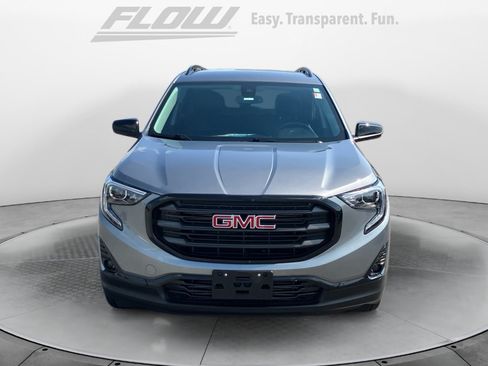 Used 2021 GMC Terrain SLT w/ Elevation Edition FWD image 3