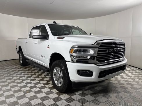 Used 2024 RAM 2500 Laramie w/ Safety Group AWD/4WD image 3