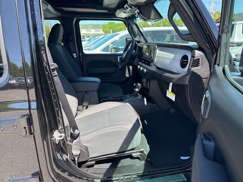 New 2026 Jeep Wrangler Unlimited Sport AWD/4WD image 22