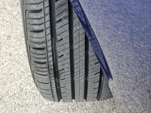 Used 2023 Kia Forte LXS image 10