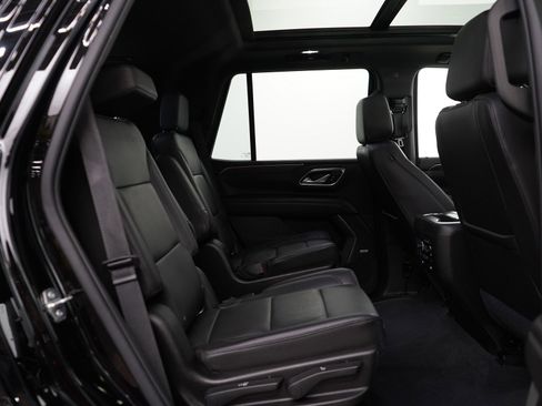 Used 2021 Chevrolet Tahoe Z71 image 12