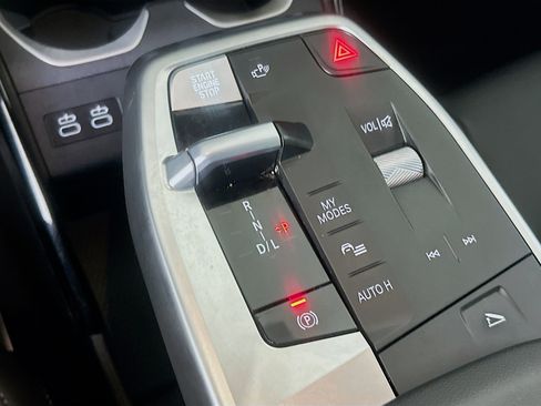 Used 2025 BMW X2 xDrive28i image 24