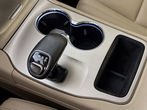 Used 2014 Jeep Grand Cherokee Limited w/ Trailer Tow Group IV RWD image 18