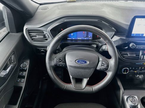 Used 2025 Ford Escape ST-Line FWD image 18
