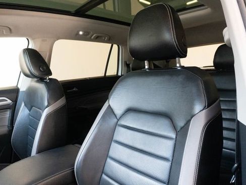 Used 2021 Volkswagen Atlas SEL Premium AWD/4WD image 19