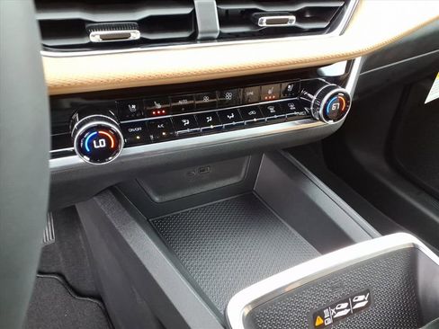 New 2026 Chevrolet Equinox ACTIV image 15