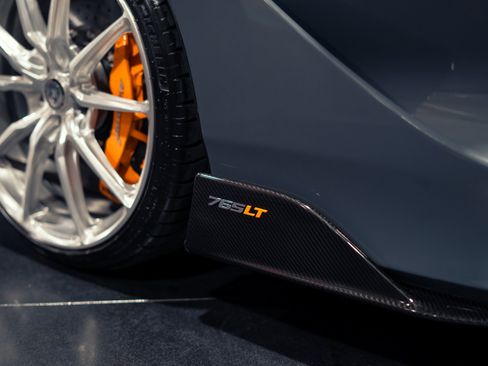Used 2021 McLaren 765LT RWD image 25