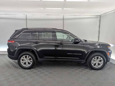 Used 2023 Jeep Grand Cherokee Limited image 7