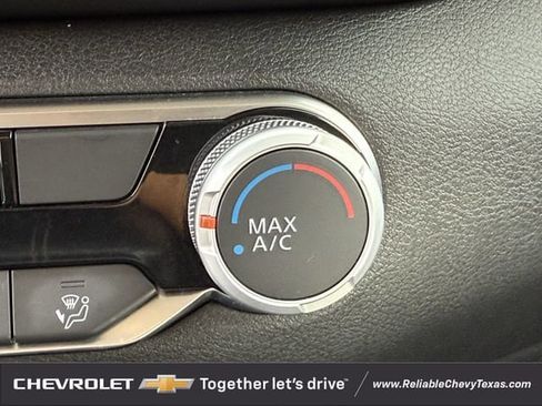Used 2024 Nissan Altima 2.5 SV FWD image 23