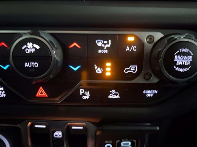 Used 2024 Jeep Wrangler Unlimited Sahara w/ Safety Group AWD/4WD image 50