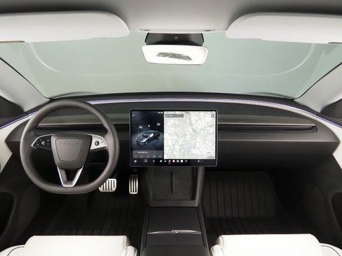 Used 2025 Tesla Model 3 Performance AWD/4WD image 3