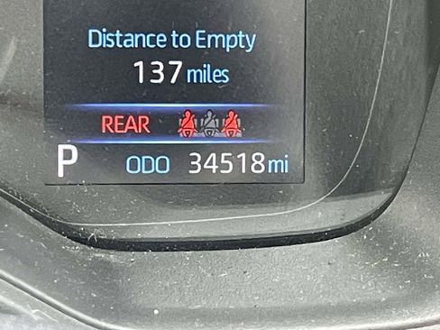 Used 2022 Toyota Corolla Cross LE image 25