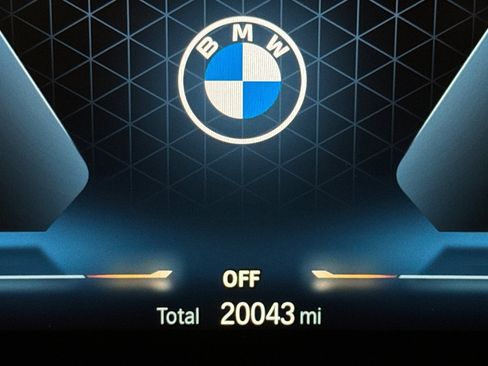 Certified 2023 BMW 330i Sedan w/ Convenience Package image 33