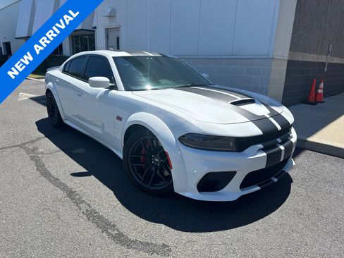 Used 2022 Dodge Charger Scat Pack RWD image 1