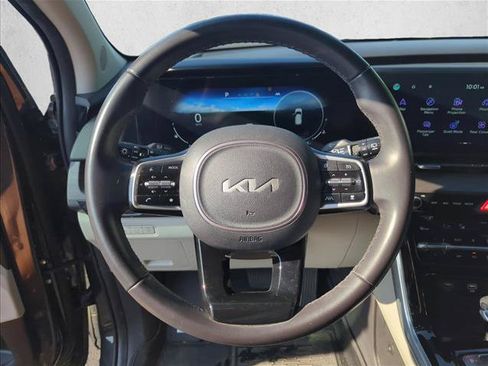 Used 2024 Kia Carnival SX FWD image 12