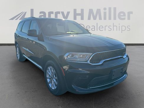 Used 2023 Dodge Durango SXT image 7
