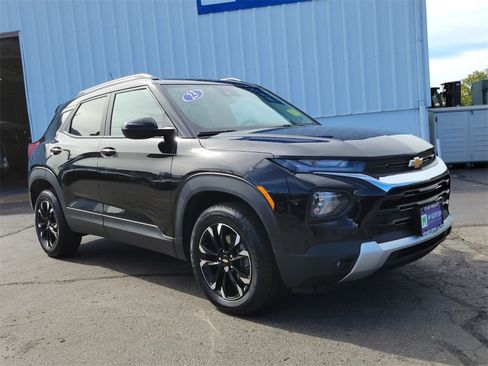 Used 2023 Chevrolet TrailBlazer LT w/ Convenience Package image 7