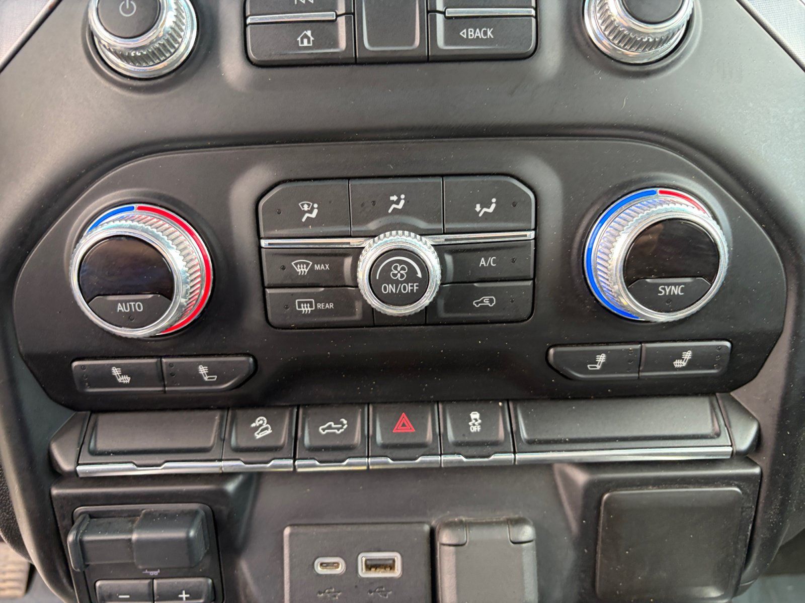 Used 2020 GMC Sierra 2500 SLE w/ SLE Convenience Package AWD/4WD image 22