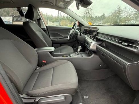 Used 2024 Hyundai Kona SEL image 15