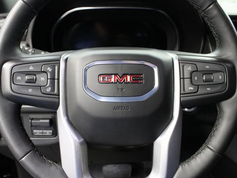 Used 2024 GMC Yukon XL SLT w/ SLT Luxury Package image 58