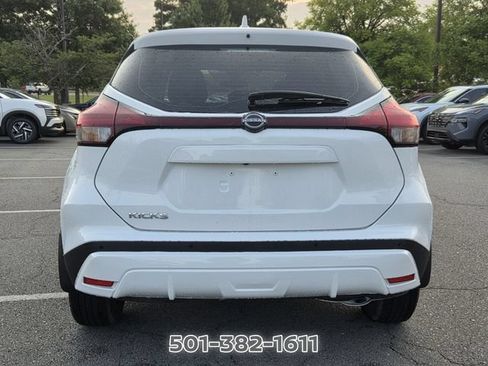 Used 2024 Nissan Kicks S FWD image 4