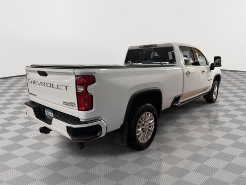 Used 2021 Chevrolet Silverado 3500 High Country w/ Z71 Off-Road Package image 4