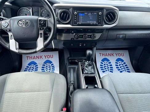 Used 2018 Toyota Tacoma SR5 image 10